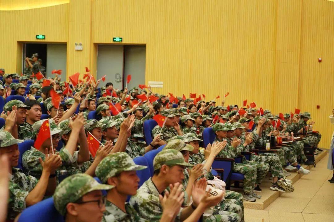 “男女妲己”发声！景区致歉